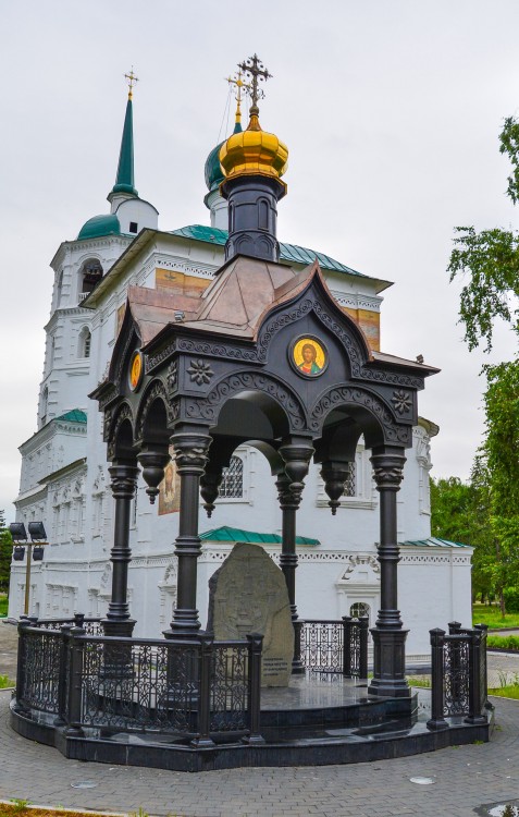 Иркутск. Часовня в память основателей Иркутска. фасады