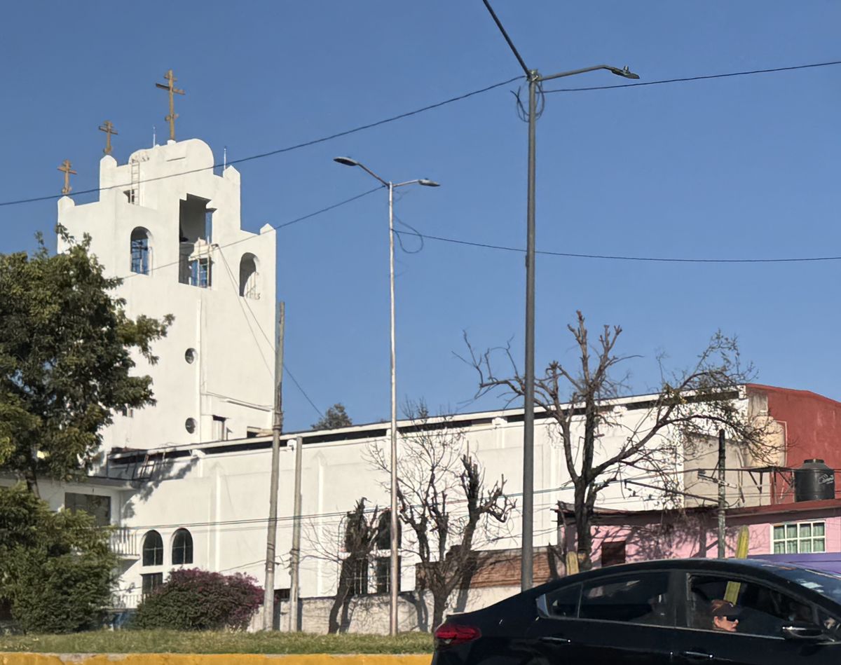 Собор Вознесения Господня, Мехико (Мексика, Прочие страны). фасады, Вид с юго-запада с Сиркуито Интериор