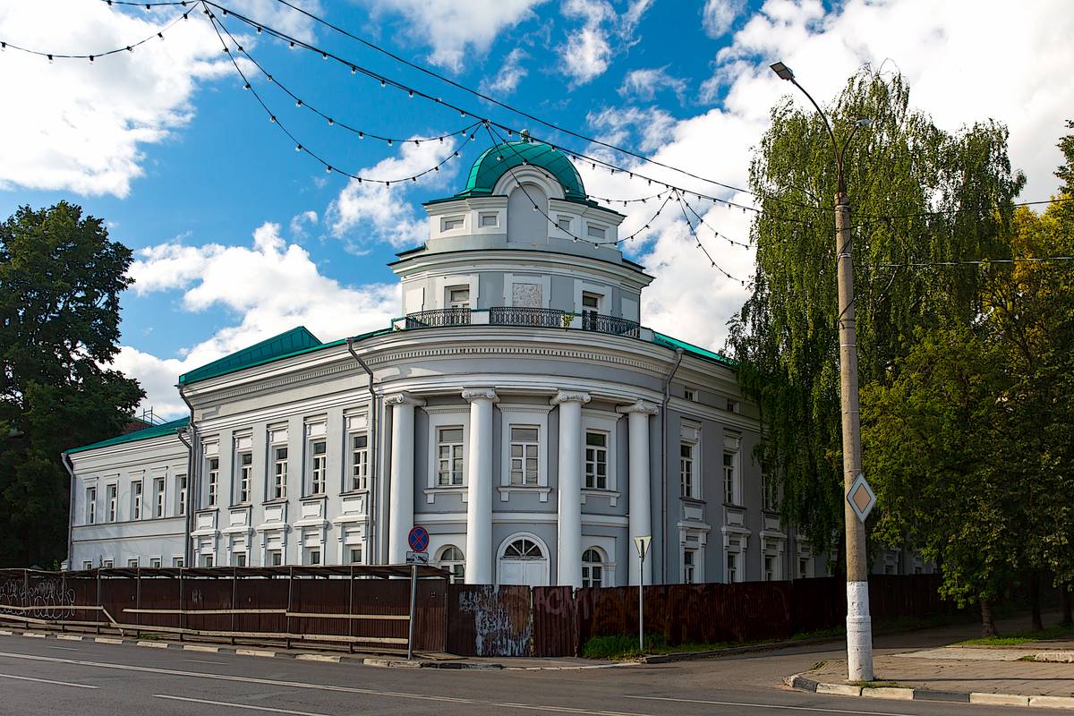 фасады. Домовая церковь Кирилла и Мефодия при бывшем Духовном училище, Тверь (Тверь, город, Тверская область)