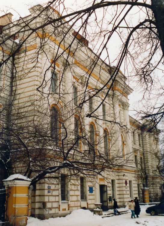 Тверь. Церковь Варвары великомученицы при епархиальном женском училище. фасады