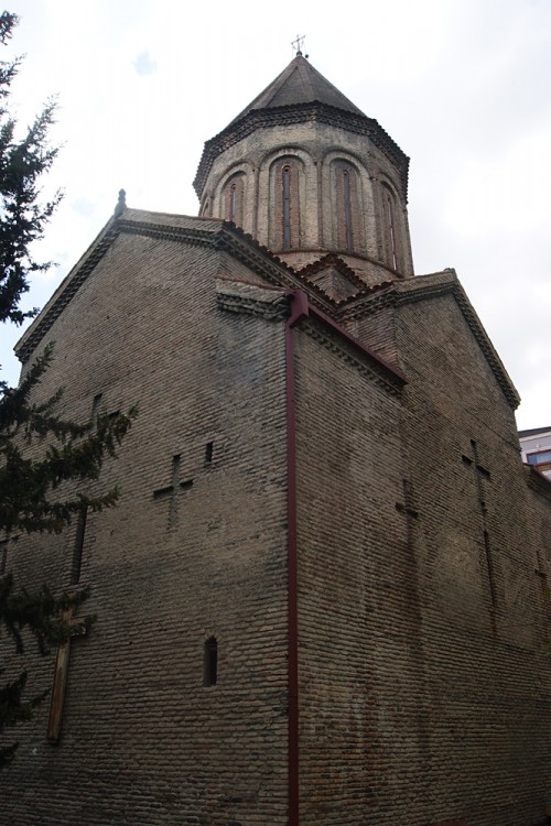 Церковь Святого Креста, Мтацминдский район (Тбилиси, город, Грузия). фасады