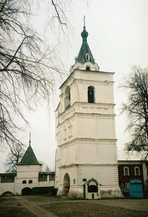 Кострома. Троицкий Ипатьевский монастырь. Звонница. фасады