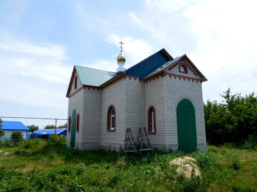 Суринск. Церковь Троицы Живоначальной (третья). фасады