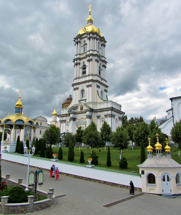 Свято Успенская Почаевская Лавра храм