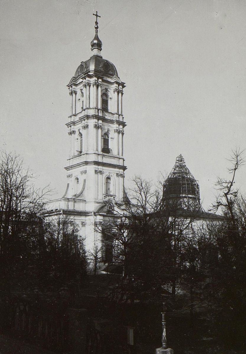 Успенская Почаевская Лавра. Колокольня, Почаев (Кременецкий район, Украина, Тернопольская область). архивная фотография, 1910-е гг.