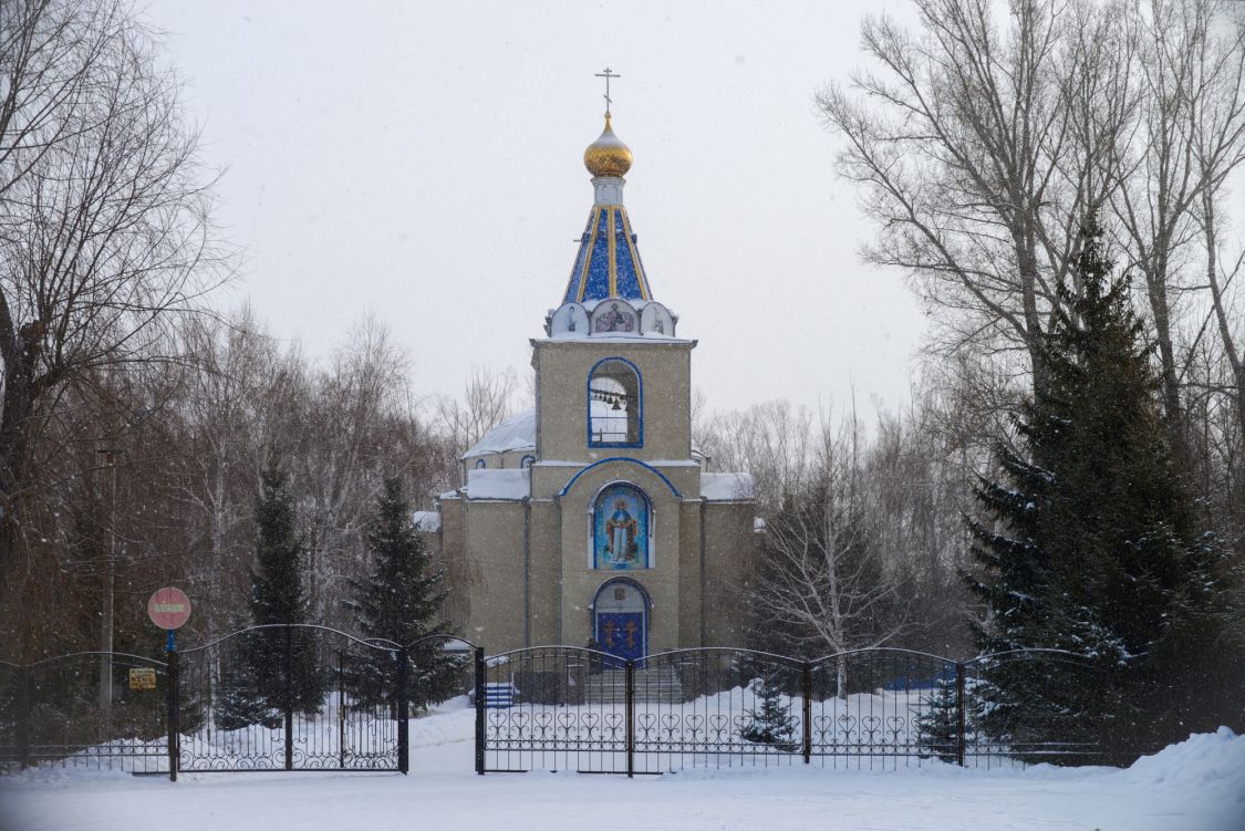 Церковь Покрова Пресвятой Богородицы, Кувандык (Кувандыкский район, Оренбургская область). фасады