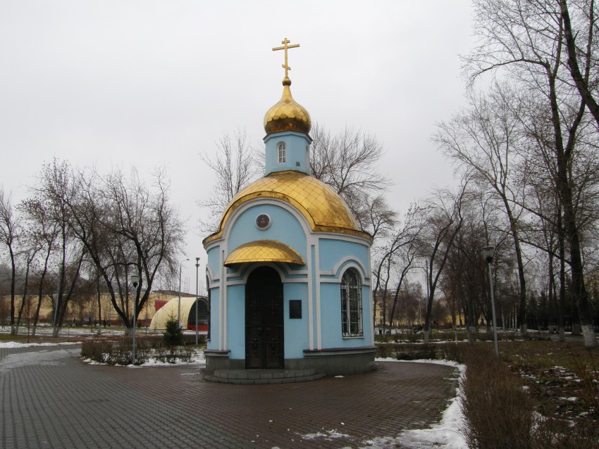 Часовня Успения Пресвятой Богородицы, Новокузнецк (Новокузнецкий район и г. Новокузнецк, Кемеровская область). общий вид в ландшафте
