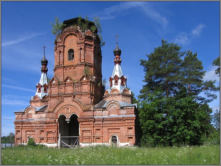 Арсаки. Смоленско-Зосимова пустынь. Колокольня. фасады, Надвратная колокольня