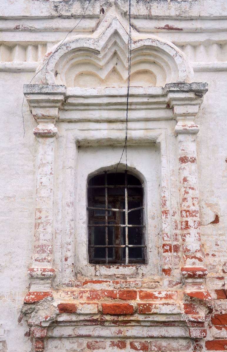 Михаило-Архангельский монастырь. Колокольня, Юрьев-Польский (Юрьев-Польский район, Владимирская область). архитектурные детали, Наличник