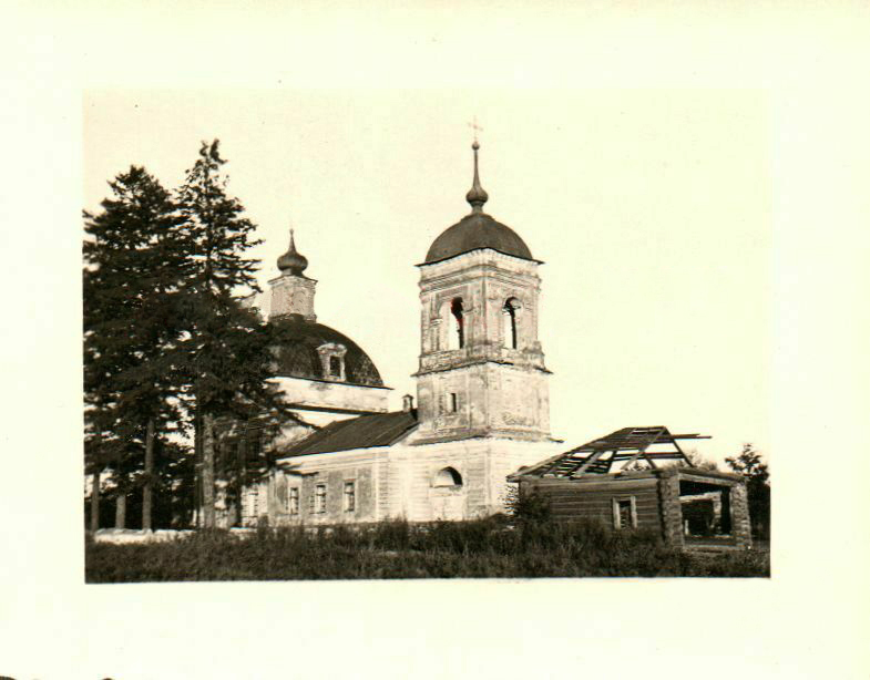 Церковь Успения Пресвятой Богородицы, Лунево (Болховский район, Орловская область). архивная фотография, Фото 1942 г. с аукциона e-bay.de