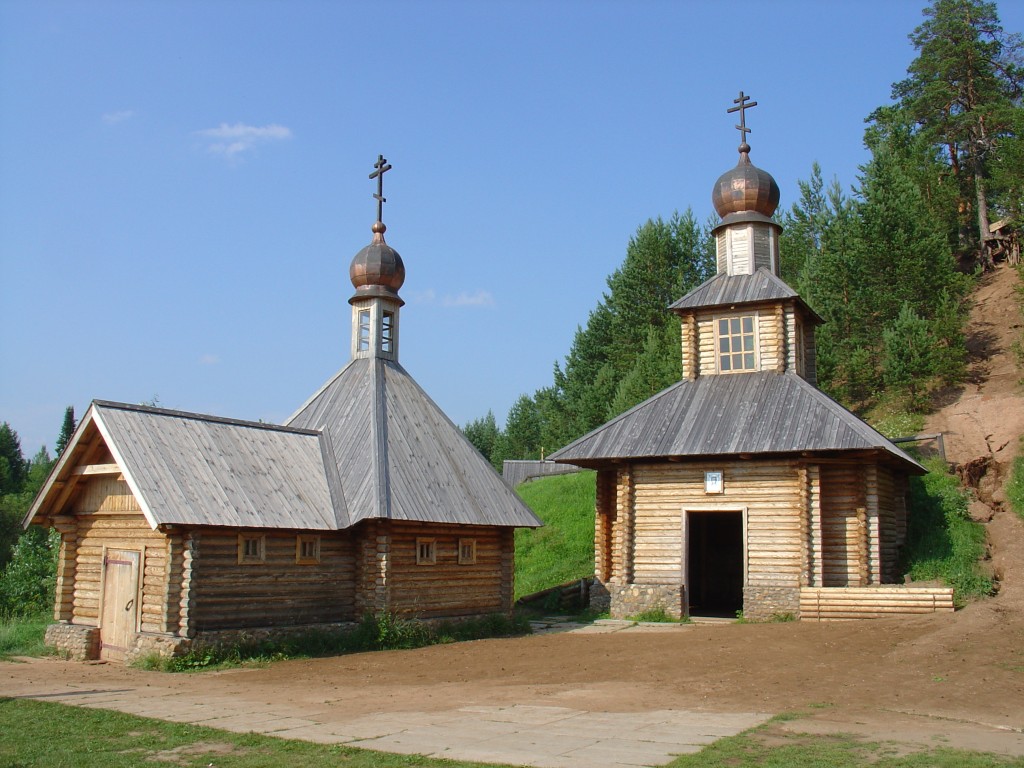 Великорецкое. Часовня Николая Чудотворца. фасады, новодел вблизи