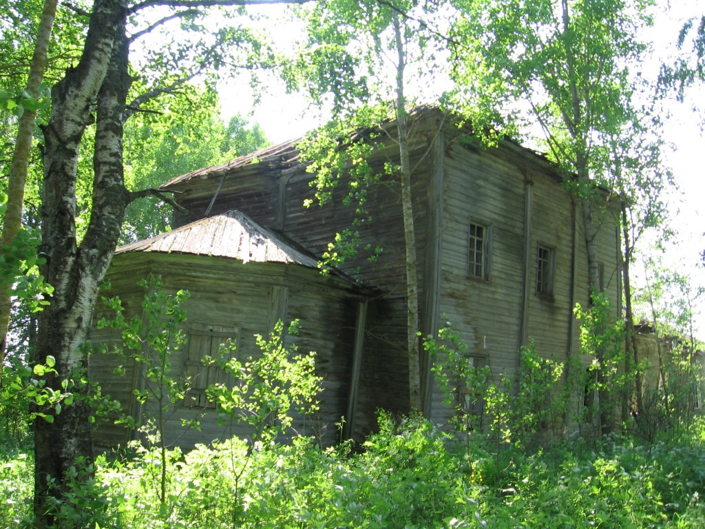 Церковь Казанской иконы Божией Матери, Наволок (Большая Лимь) (Няндомский район, Архангельская область). фасады, фотография Льва Оборина, публикуется с разрешения автора