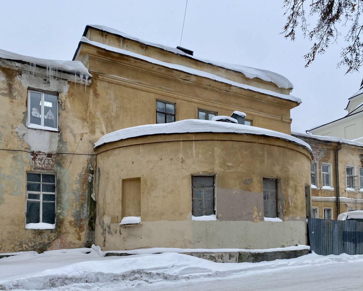 Екатеринбург. Александро-Невский Ново-Тихвинский монастырь. Церковь Феодосия Тотемского. архитектурные детали, Вид с востока