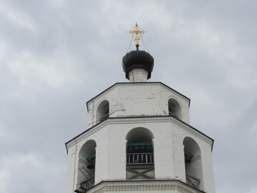 Успения Пресвятой Богородицы Трифонов монастырь. Колокольня, Вятка (Киров) (Вятка (Киров), город, Кировская область). архитектурные детали, верх колокольни