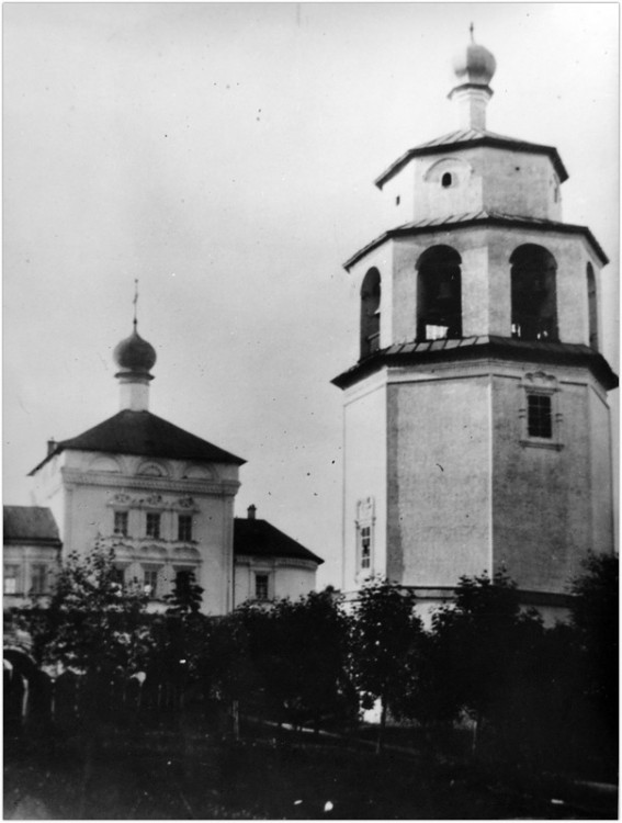 Успения Пресвятой Богородицы Трифонов монастырь. Колокольня, Вятка (Киров) (Вятка (Киров), город, Кировская область). архивная фотография, Фото начала XX века. Источник http://tornado-84.livejournal.com