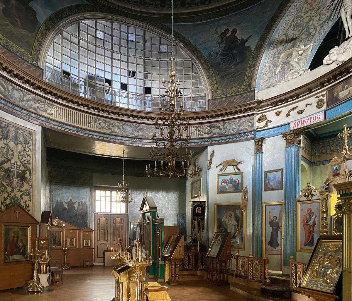 Церковь Троицы Живоначальной, Бондари (Бондарский район, Тамбовская область). интерьер и убранство, Поперечный вид главного объёма
