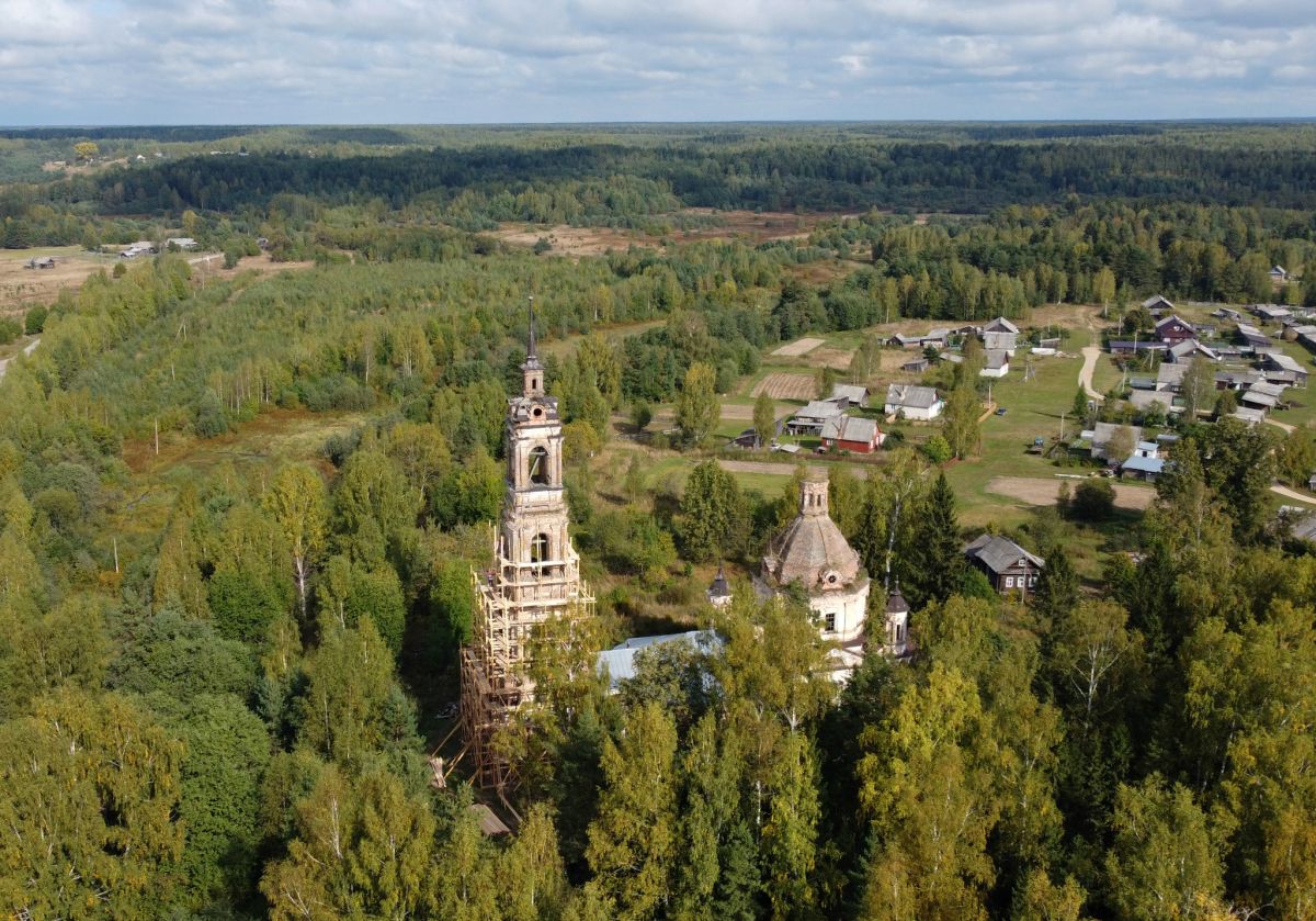 Церковь Воскресения Христова, Пеньки (Антроповский район, Костромская область). общий вид в ландшафте