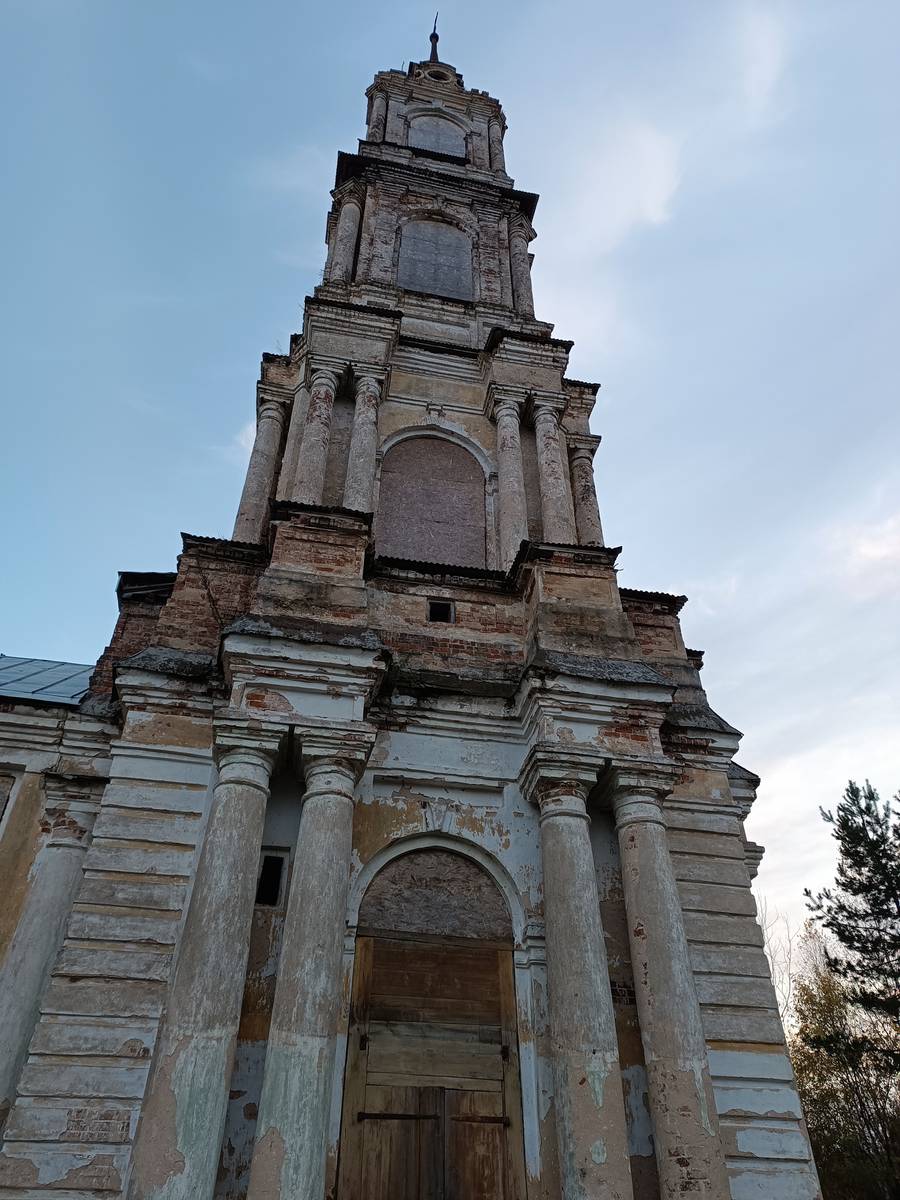 Церковь Воскресения Христова, Пеньки (Антроповский район, Костромская область). архитектурные детали