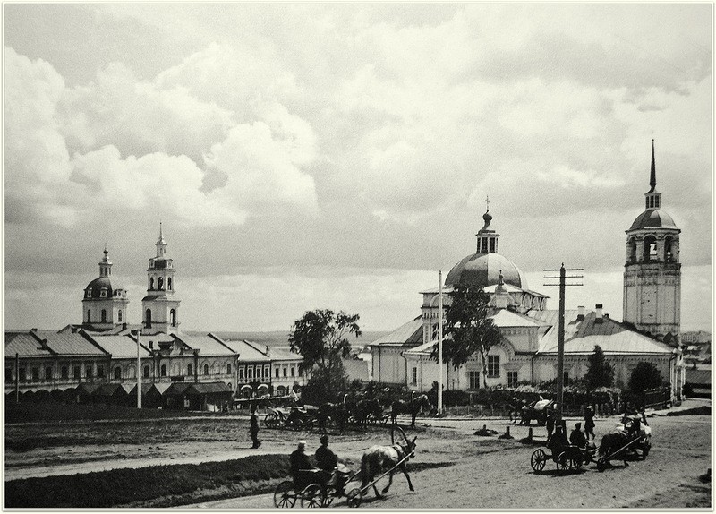Церковь Покрова Пресвятой Богородицы, Вятка (Киров) (Вятка (Киров), город, Кировская область). архивная фотография, Фото с сайта: http://foto-history.livejournal.com/2825626.html
