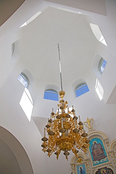 Церковь Александра Невского, Грязи (Грязинский район, Липецкая область). интерьер и убранство, Построен новый храм
