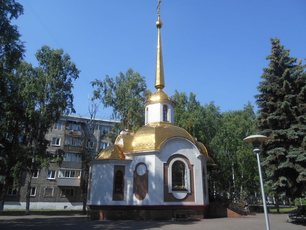 Новокузнецк. Церковь Георгия Победоносца на бульваре Героев. фасады