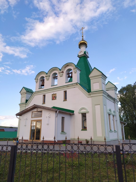 Церковь Троицы Живоначальной (новая), Бураново (Малопургинский район, Республика Удмуртия). фасады