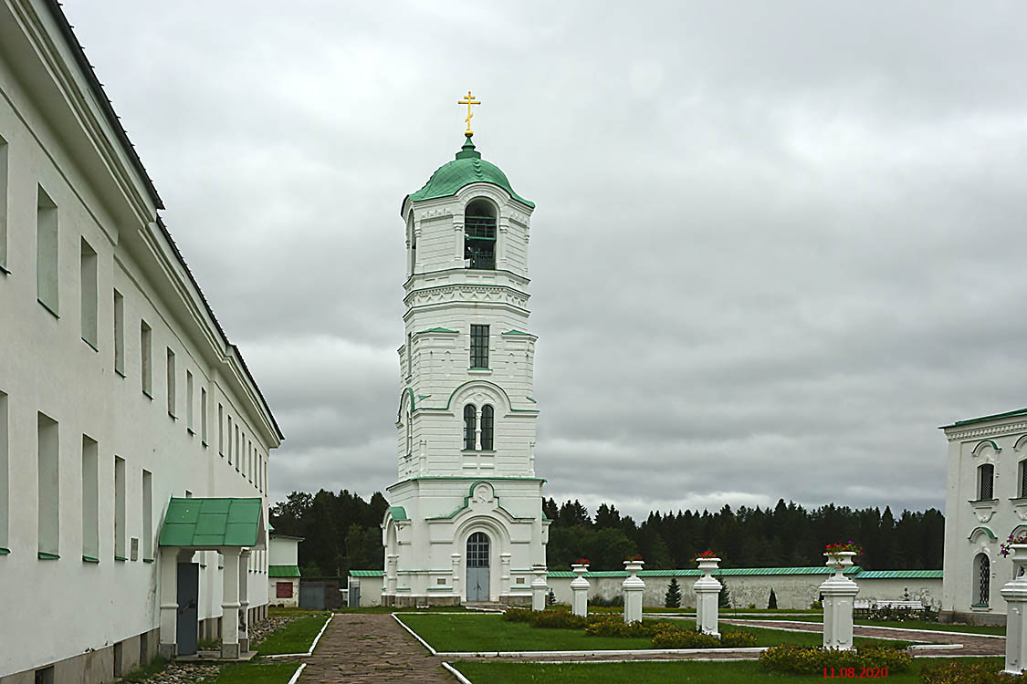 Старая Слобода. Александро-Свирский монастырь. Колокольня. фасады