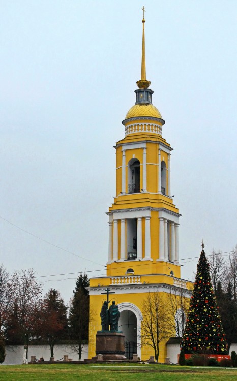 Коломна. Ново-Голутвин Троицкий монастырь. Колокольня. фасады