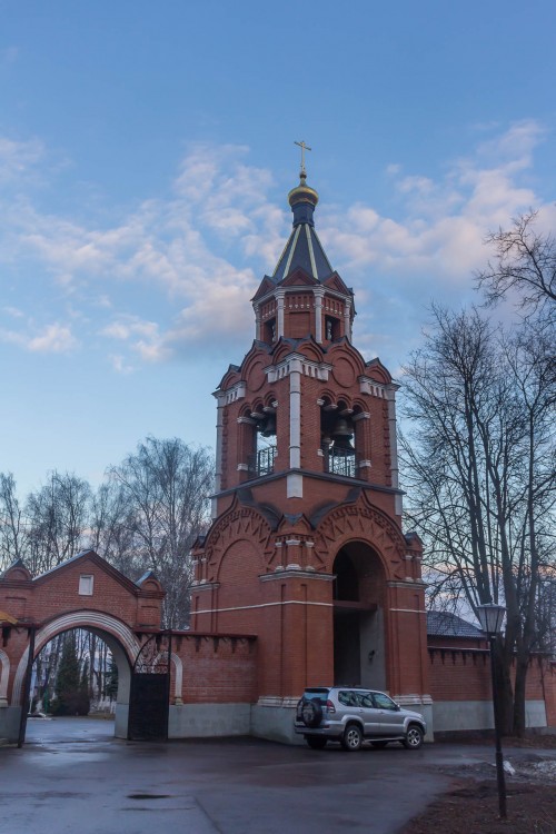 Крестовоздвиженский Иерусалимский монастырь. Колокольня, Горки Ленинские, пос. санатория (Ленинский городской округ, Московская область). фасады