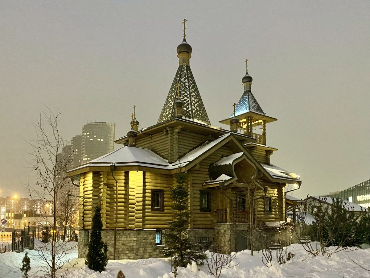 Церковь Гавриила Архангела на Ходынском Поле, Аэропорт (Северный административный округ (САО), г. Москва). художественные фотографии, Вечером