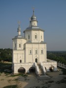 Рождества Пресвятой Богородицы Молченский женский монастырь. Собор Рождества Пресвятой Богородицы, Вид соборного храма с колокольни<br>, Путивль, Конотопский район, Украина, Сумская область