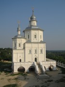 Рождества Пресвятой Богородицы Молчанский женский монастырь. Собор Рождества Пресвятой Богородицы, Вид соборного храма с колокольни<br>, Путивль, Конотопский район, Украина, Сумская область