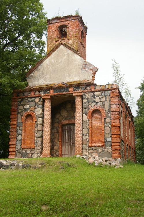 Церковь Преображения Господня, Вецслабада (Лудзенский край, Латвия). фасады