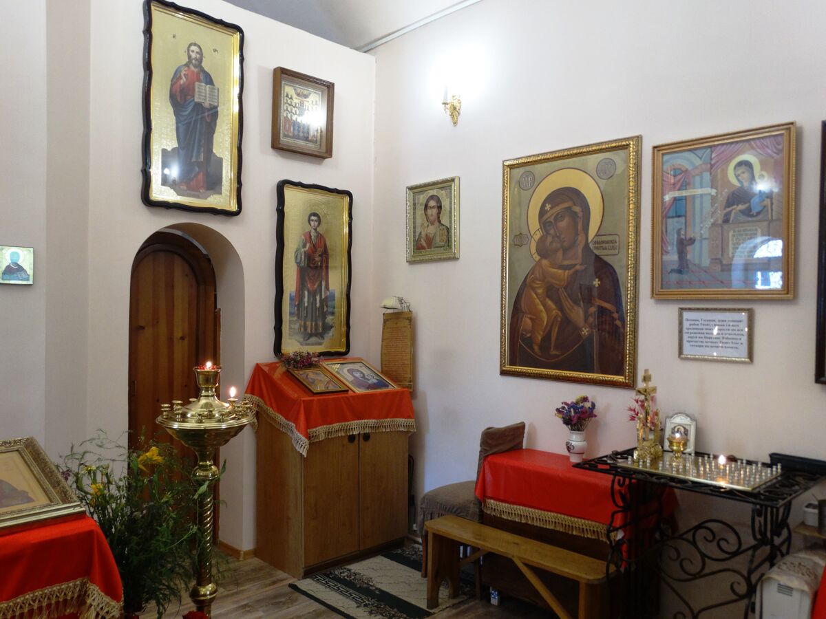 Церковь Пантелеимона Целителя, Новотроицк (Новотроицк, город, Оренбургская область). интерьер и убранство