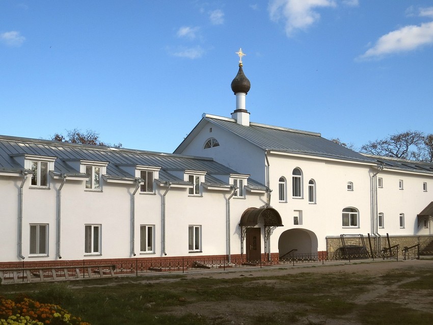 Снетогорский женский монастырь. Церковь Иоасафа Снетогорского, Псков (Псков, город, Псковская область). фасады