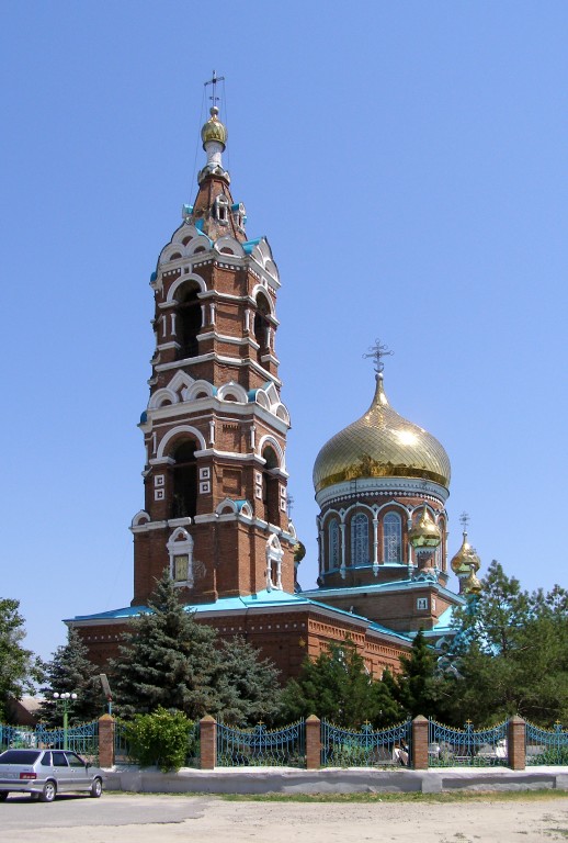 Обуховка. Церковь Спаса Преображения. фасады, Вид с юго-запада