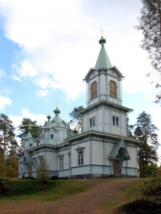 Церковь Тихвинской иконы Божией Матери, Вийниярви (Северная Карелия, Финляндия). общий вид в ландшафте