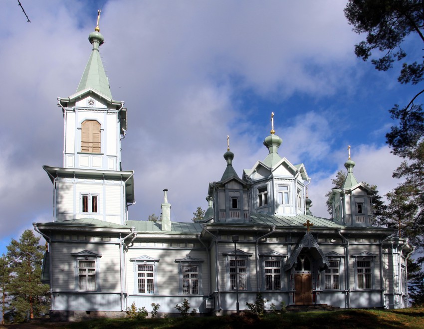 Церковь Тихвинской иконы Божией Матери, Вийниярви (Северная Карелия, Финляндия). общий вид в ландшафте