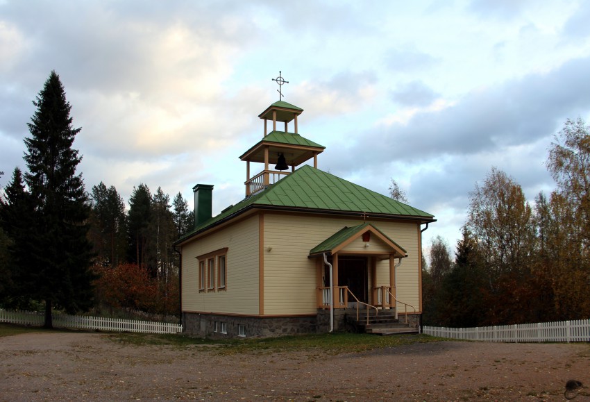 Церковь Николая Чудотворца, Хойлола (Северная Карелия, Финляндия). общий вид в ландшафте