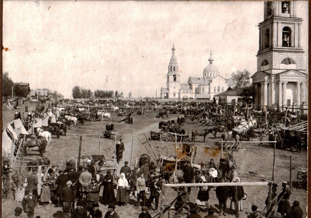 Церковь Спаса Нерукотворного Образа, Уни (Унинский район, Кировская область). архивная фотография, Нижний ярус колокольни храма - справа