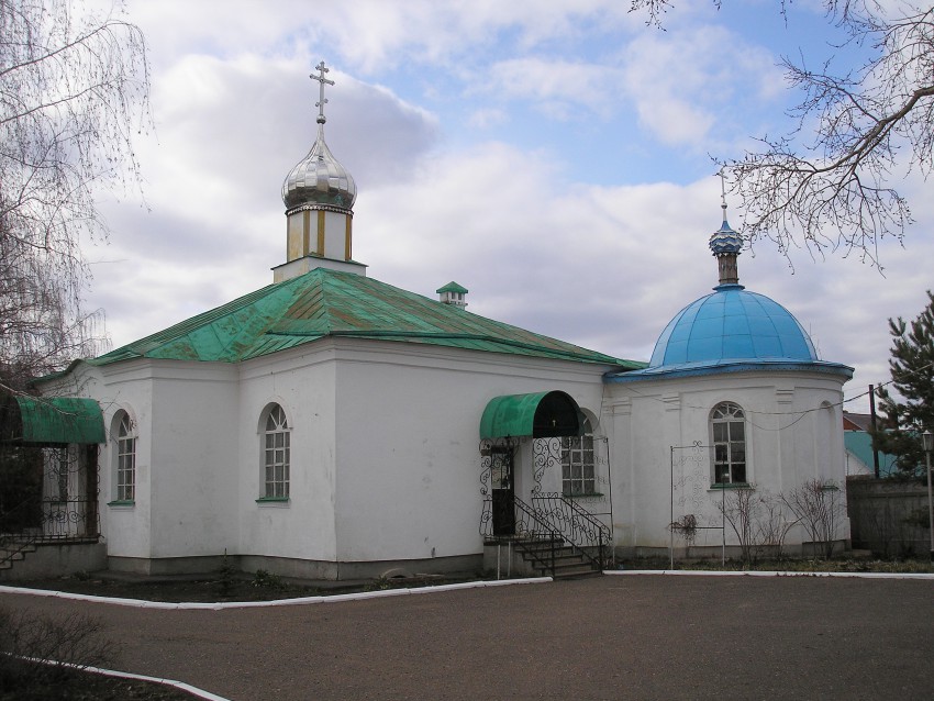Нефтекамск. Церковь Димитрия Солунского. фасады