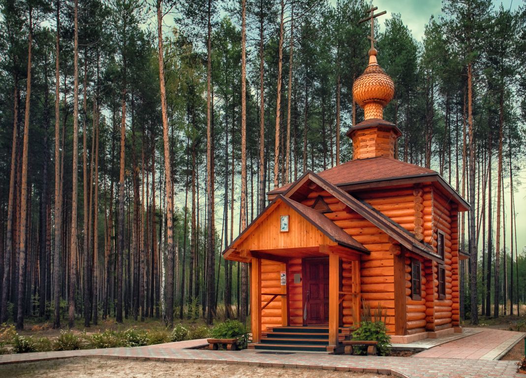 Советский. Церковь Ксении Петербургской. фасады