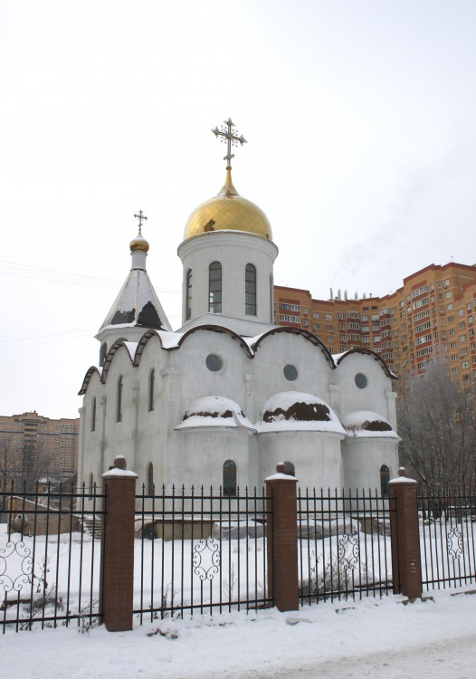 Церковь Преображения Господня в Коммунарке, Коммунарка (Новомосковский административный округ (НАО), г. Москва). фасады, Вид с юго-востока