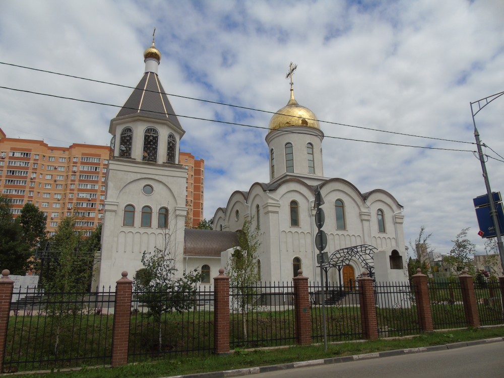 Церковь Преображения Господня в Коммунарке, Коммунарка (Новомосковский административный округ (НАО), г. Москва). фасады