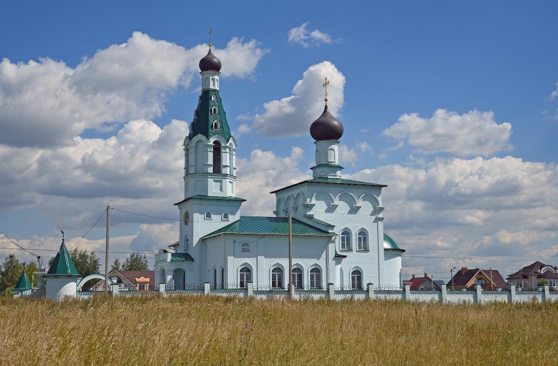 Церковь Сергия Радонежского, Тарасово (Новомосковский административный округ (НАО), г. Москва). фасады