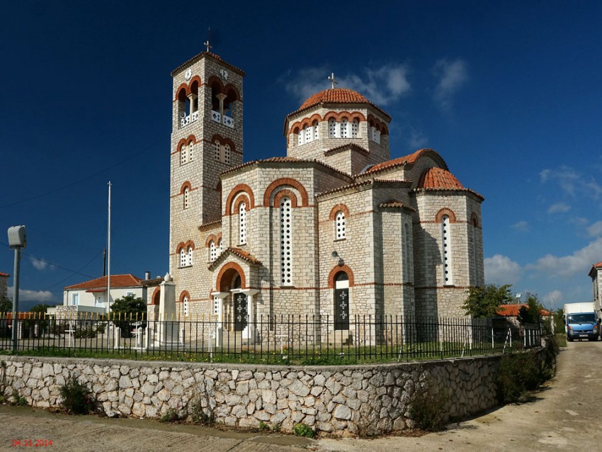 Церковь Святых апостолов, Пелета (Пелопоннес (Πελοπόννησος), Греция). фасады