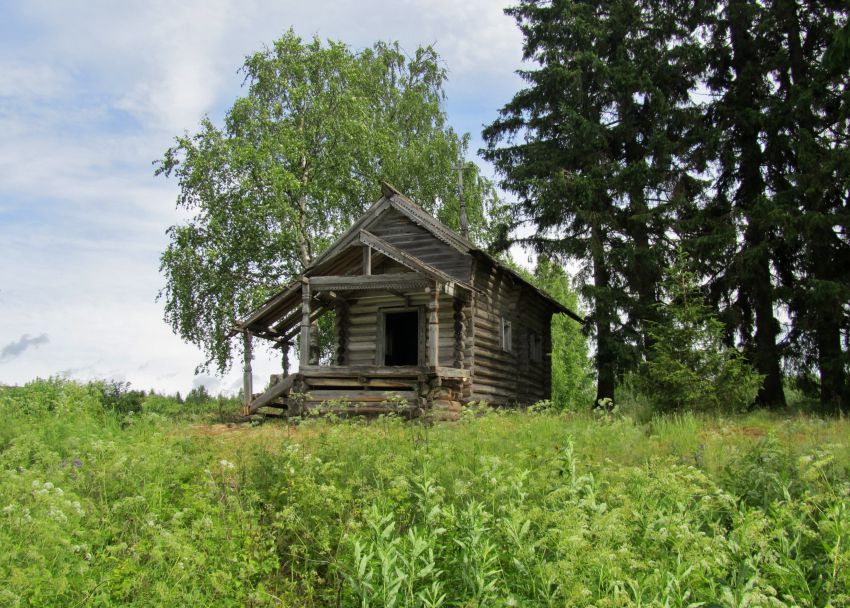Часовня Преображения Господня, Заволочье (Плесецкий район, Архангельская область). общий вид в ландшафте, вид с запада