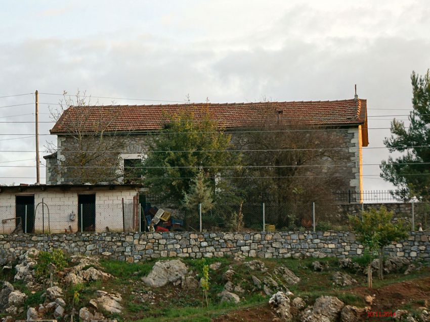 Церковь Афанасия Великого, Стено (Пелопоннес (Πελοπόννησος), Греция). общий вид в ландшафте