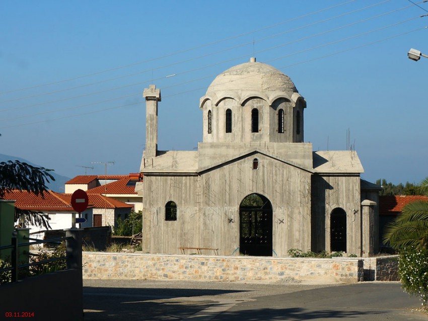 Неизвестная церковь, Агиос Андреас (Пелопоннес (Πελοπόννησος), Греция). фасады