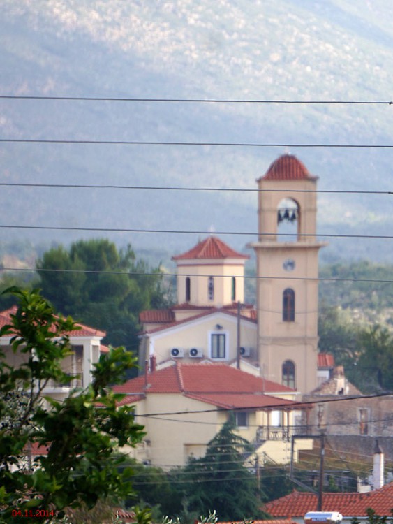 Агиос-Димитриос. Церковь Димитрия Солунского. общий вид в ландшафте